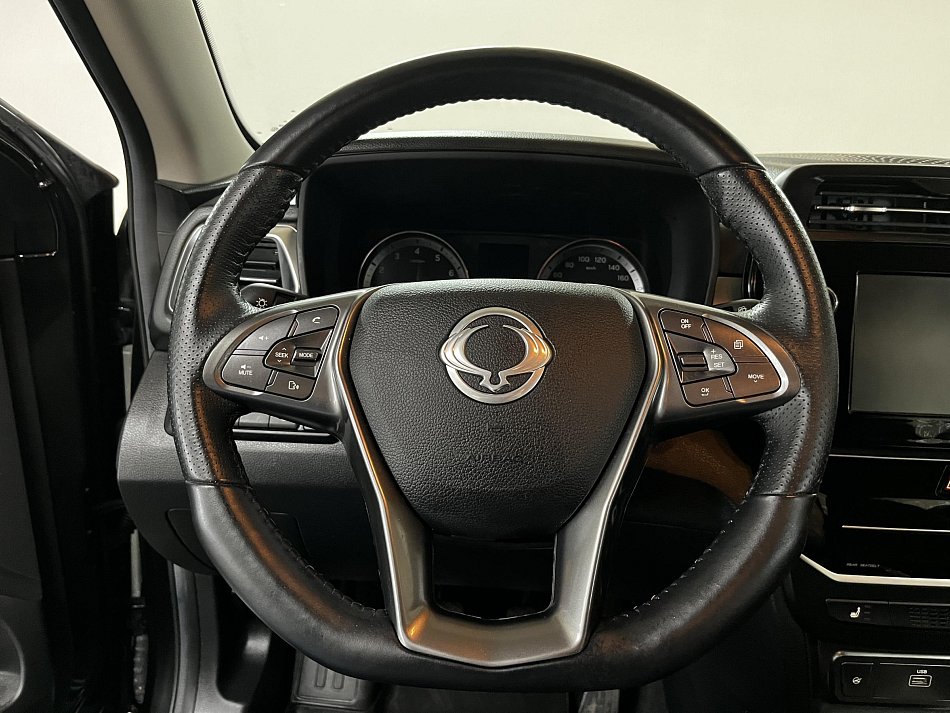 SsangYong Tivoli 1.5i 