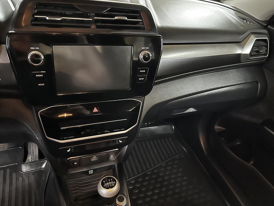SsangYong Tivoli 1.5i 