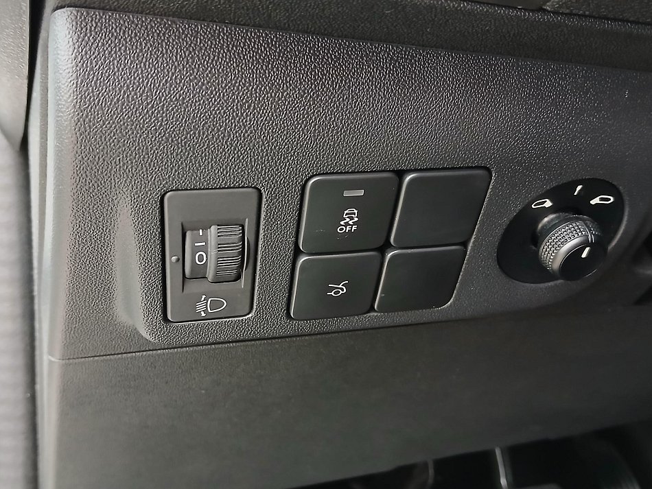 Peugeot 301 1.2 PT Allure