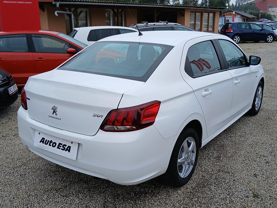 Peugeot 301 1.2 PT Allure