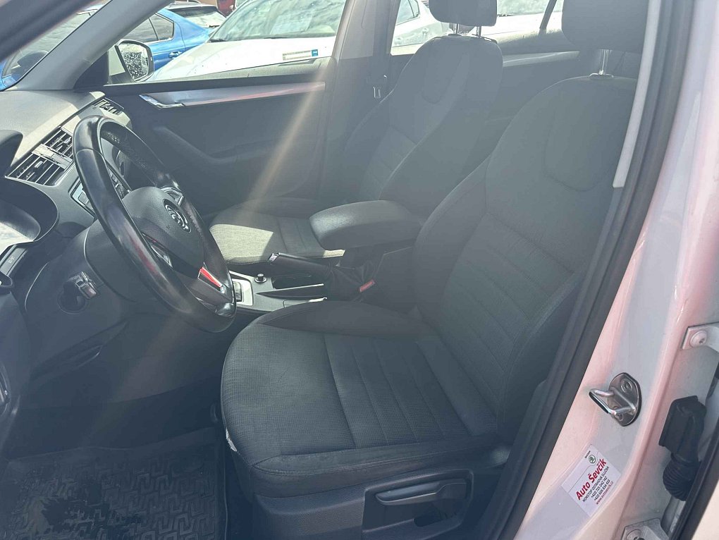 Škoda Octavia III 2.0 TDi Elegance 4x4