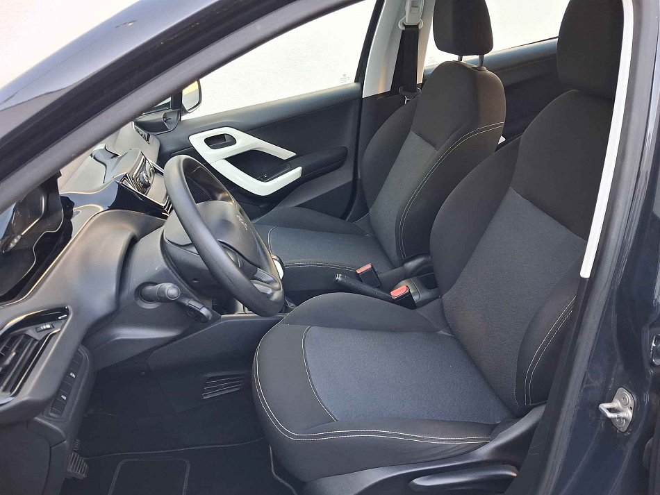 Peugeot 208 1.2 PT 