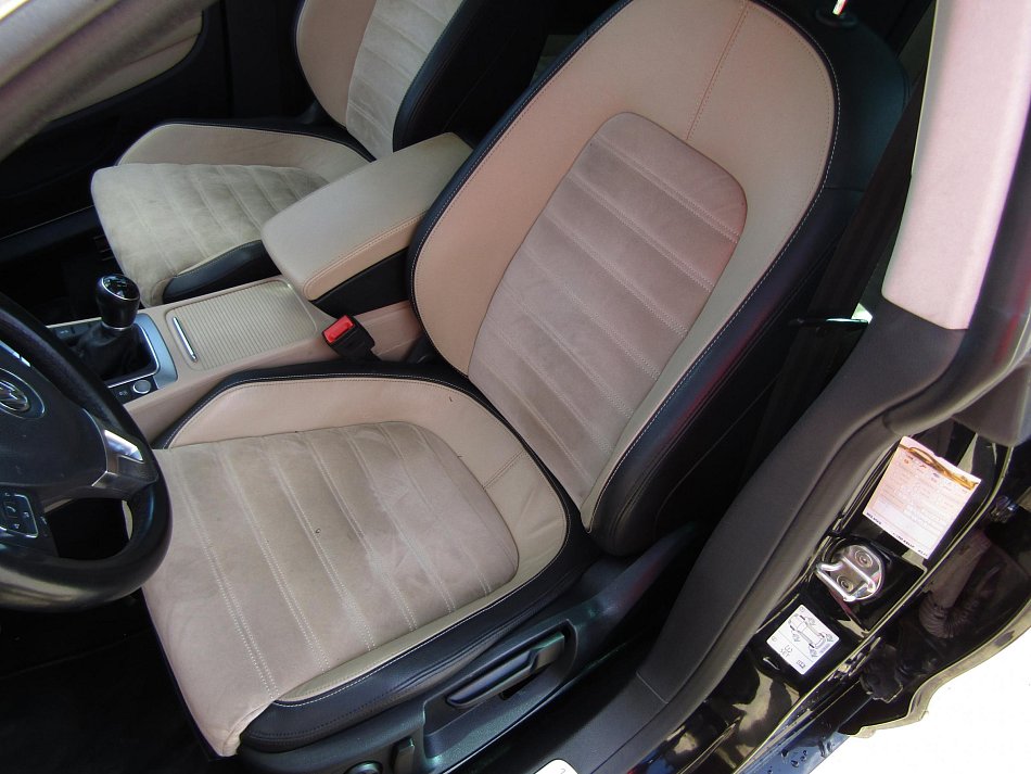 Volkswagen CC 2.0 TDi 