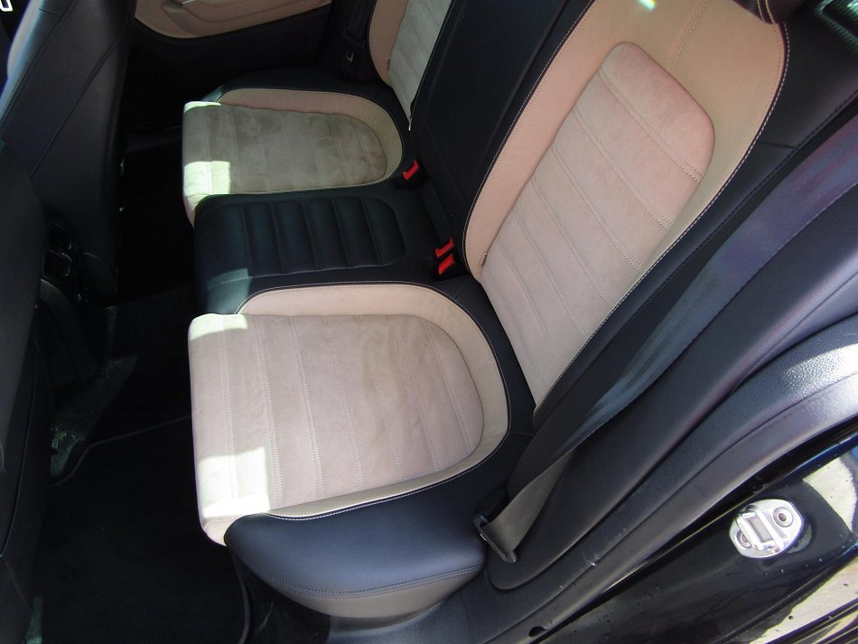 Volkswagen CC 2.0 TDi 