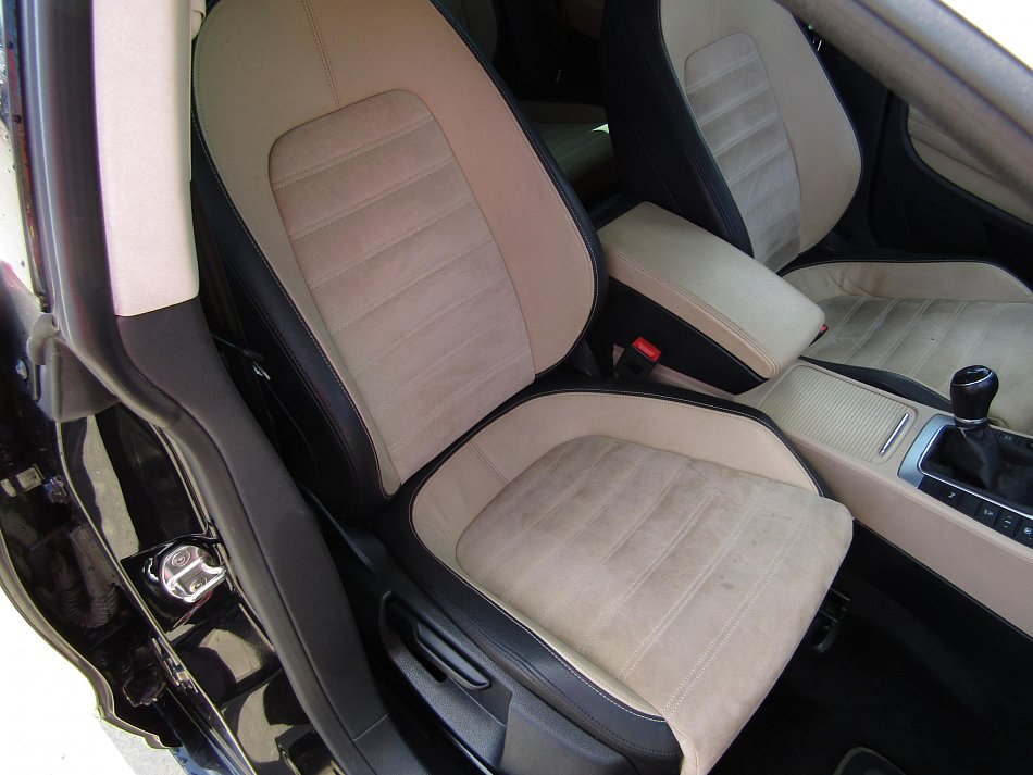 Volkswagen CC 2.0 TDi 