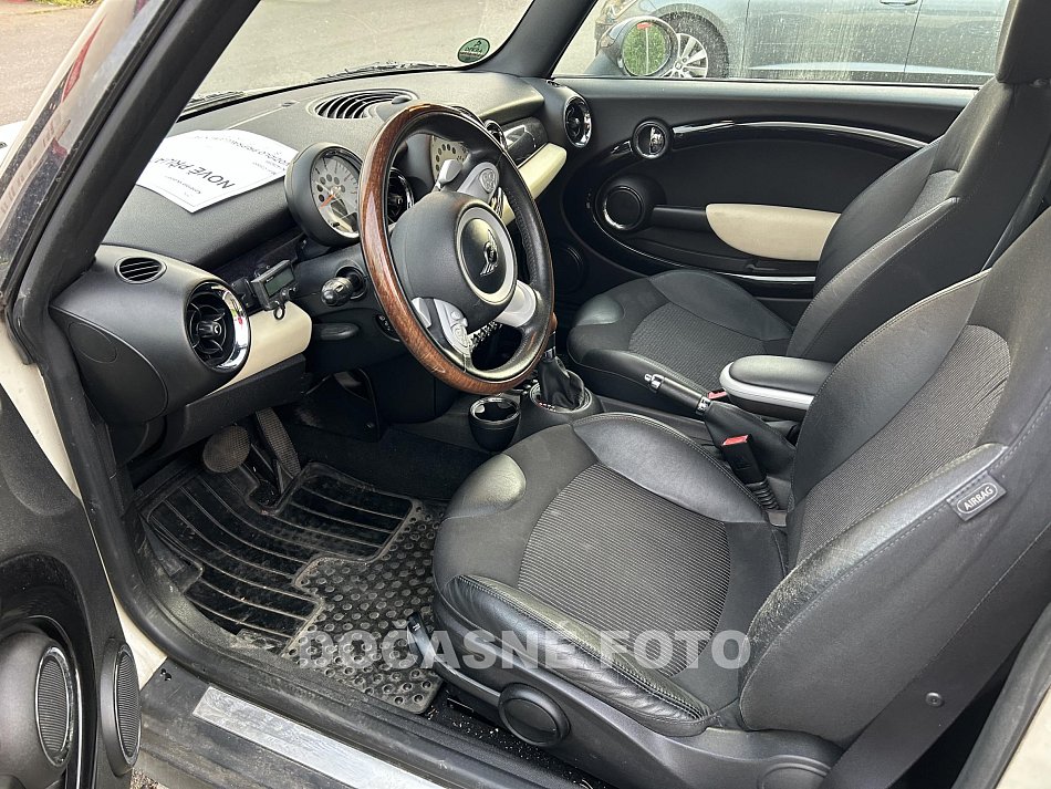 Mini Cooper 1.6D 
