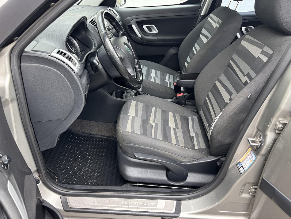 Škoda Roomster 1.4 16V Sport