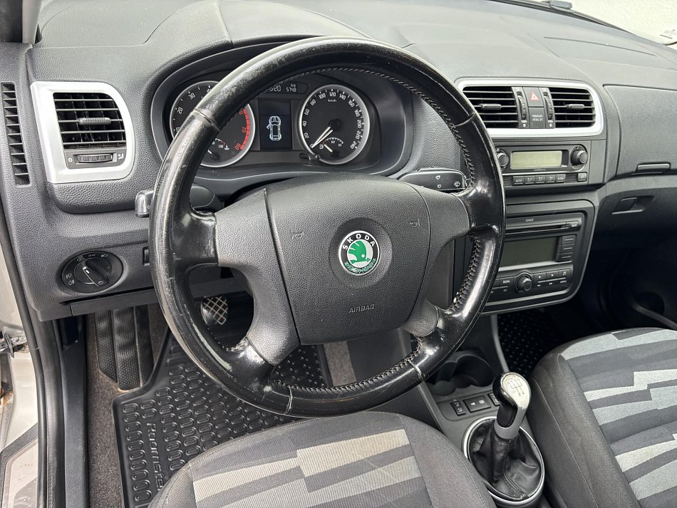 Škoda Roomster 1.4 16V Sport