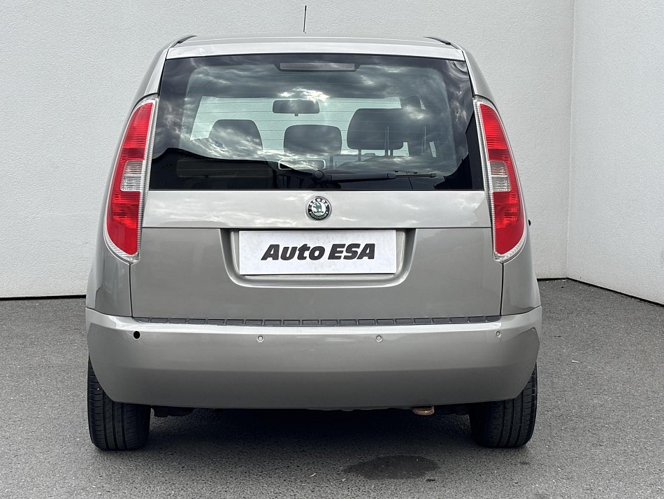 Škoda Roomster 1.4 16V Sport