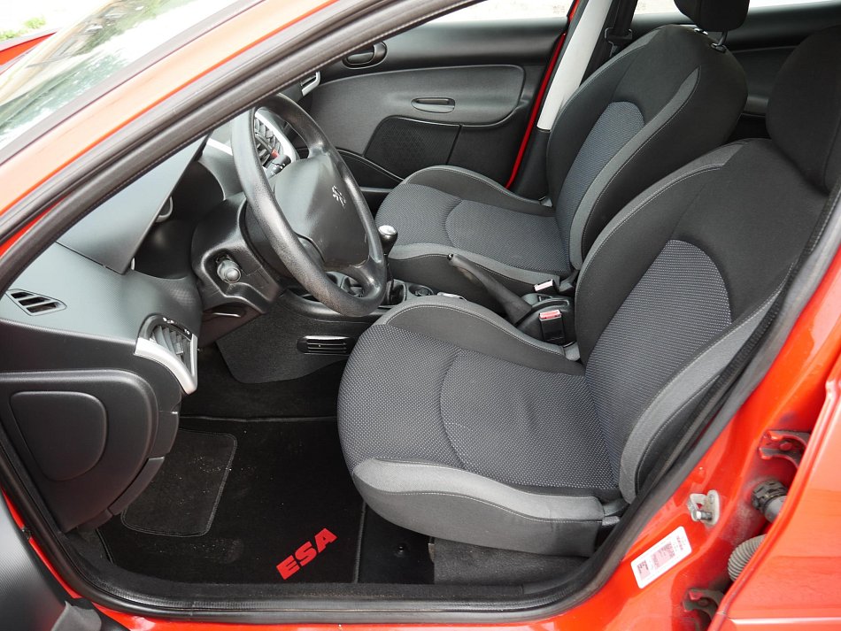 Peugeot 206 1.4i  +