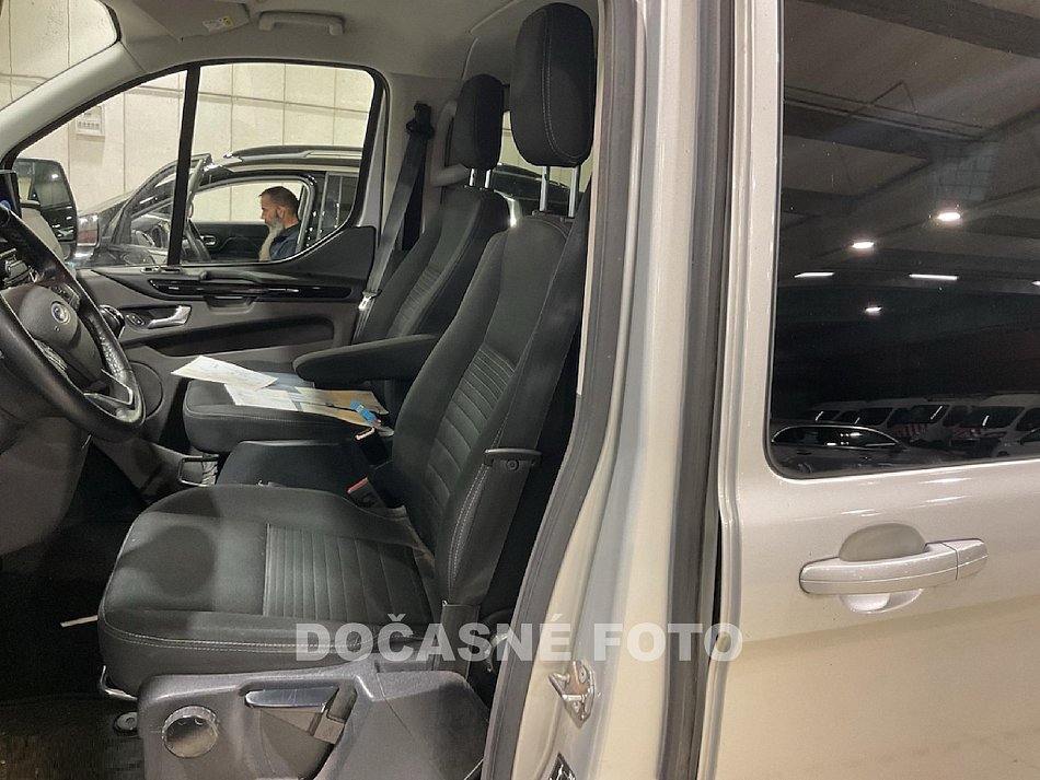 Ford Transit Custom 2.0TDCi Limited 5míst