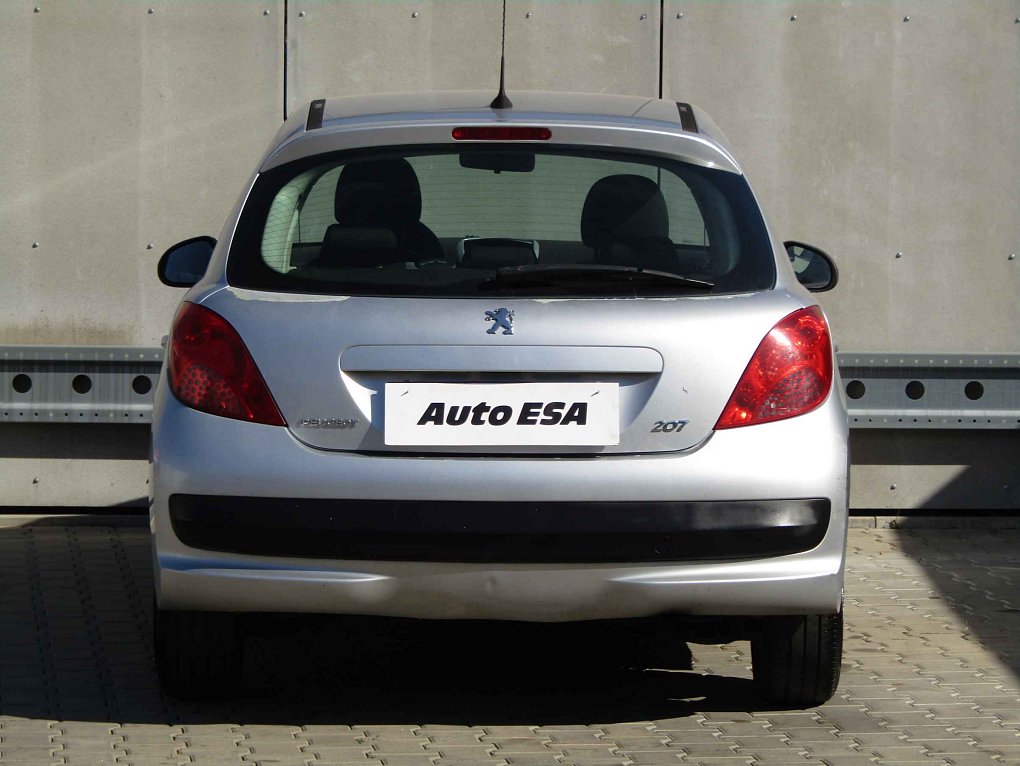 Peugeot 207 1.4 i 