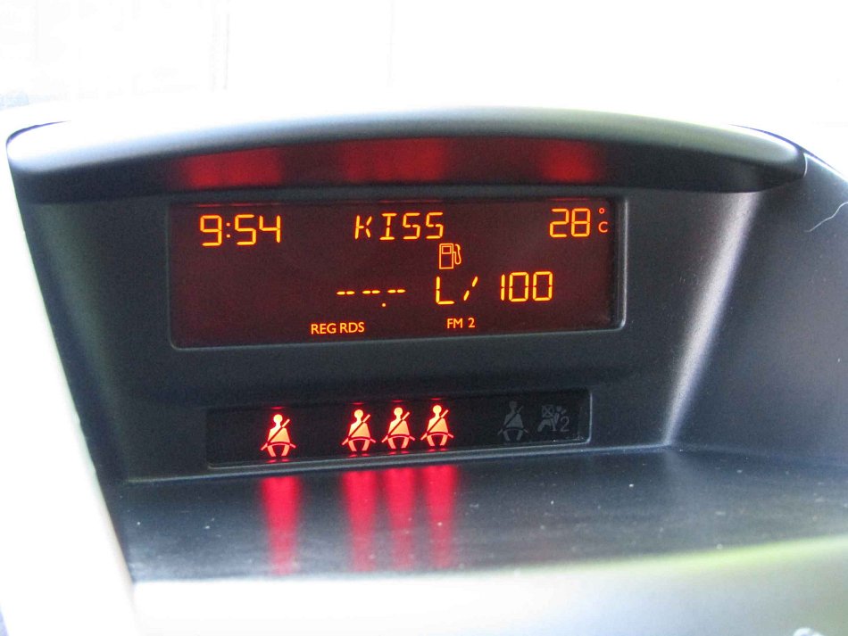 Peugeot 207 1.4 i 