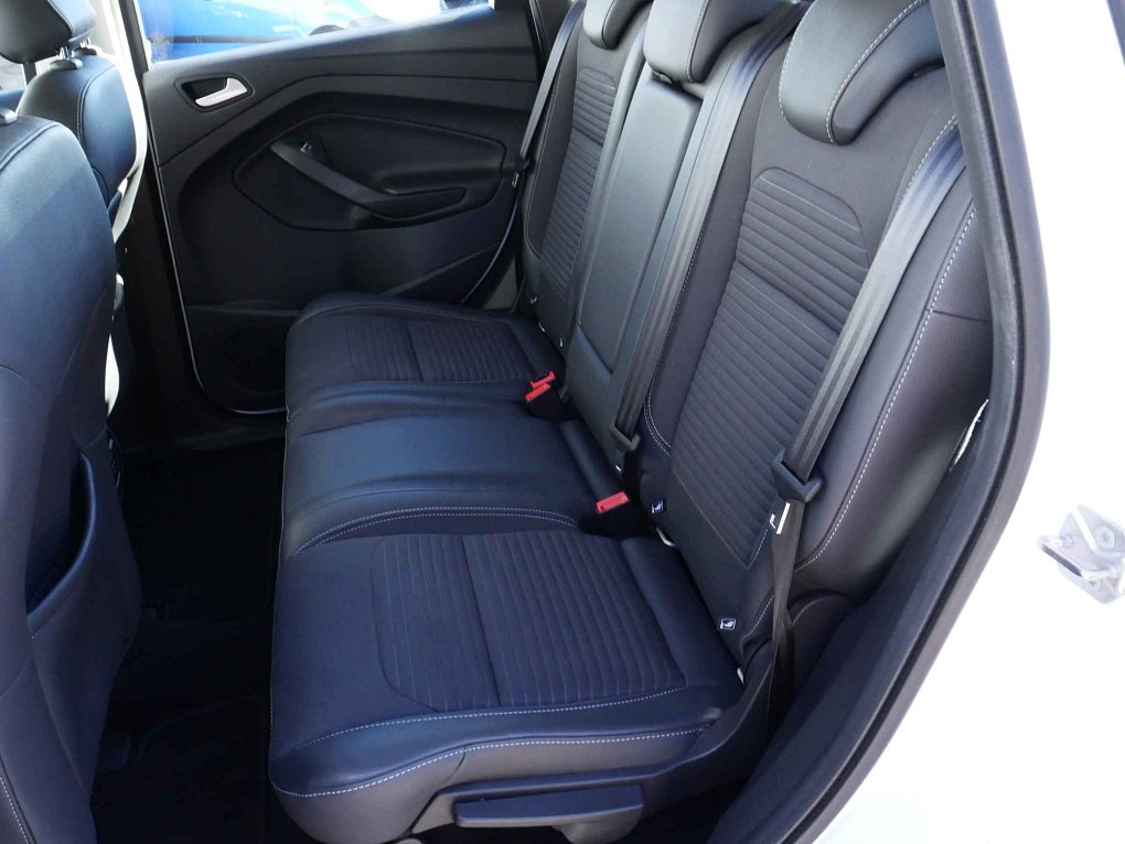 Ford Kuga 1.5 EB ST-Line