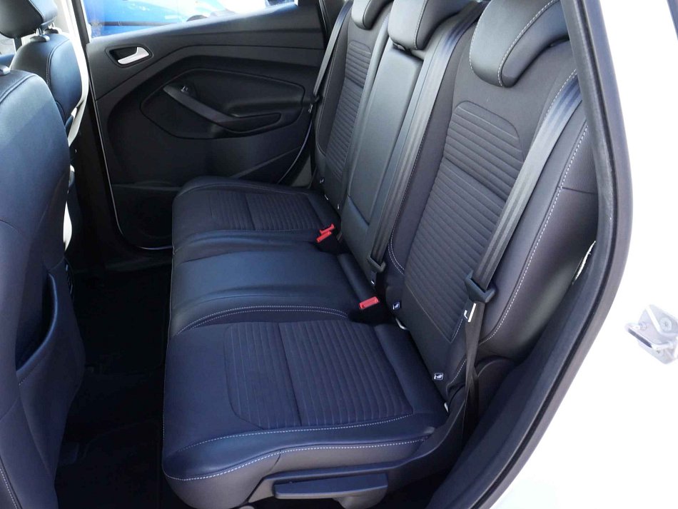 Ford Kuga 1.5 EB ST-Line