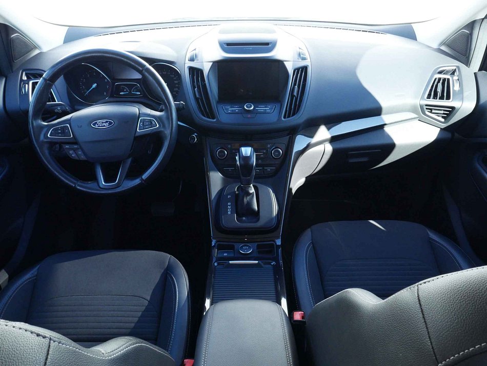Ford Kuga 1.5 EB ST-Line