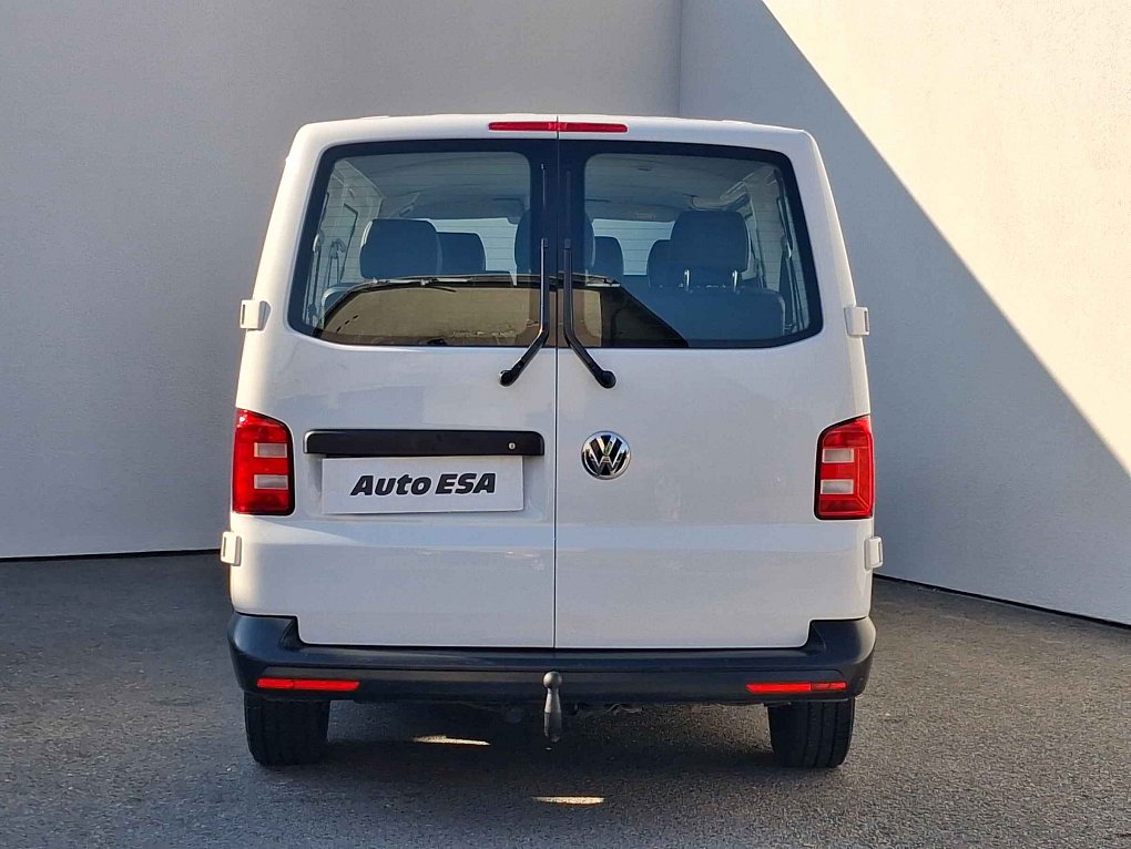 Volkswagen Transporter 2.0TDi  L2 9míst