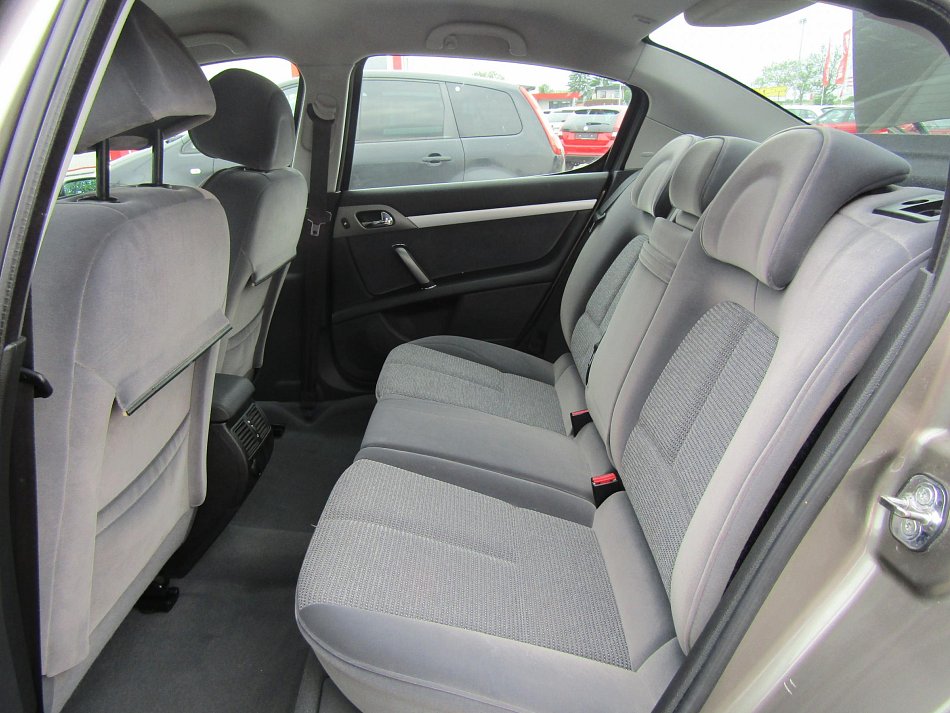 Peugeot 407 2.0i 