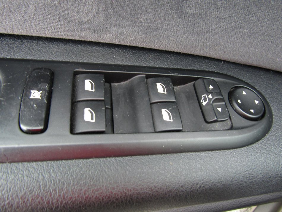 Peugeot 407 2.0i 