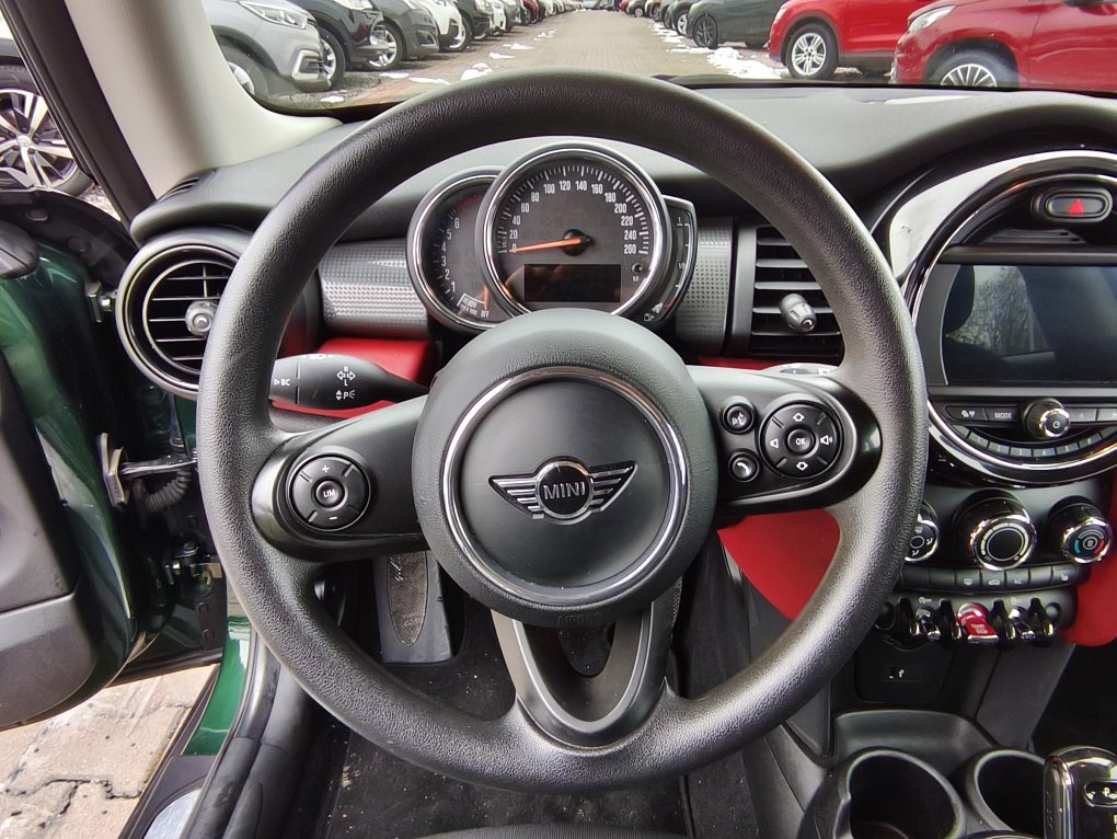 Mini Cooper 1.5i 