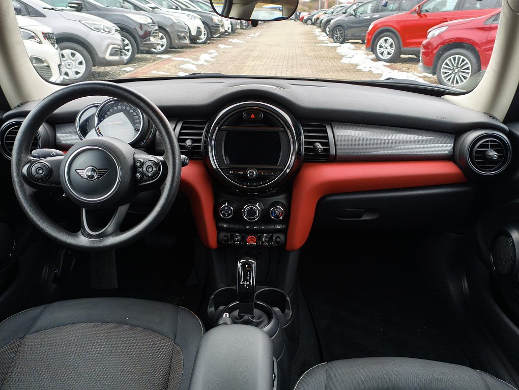 Mini Cooper 1.5i 