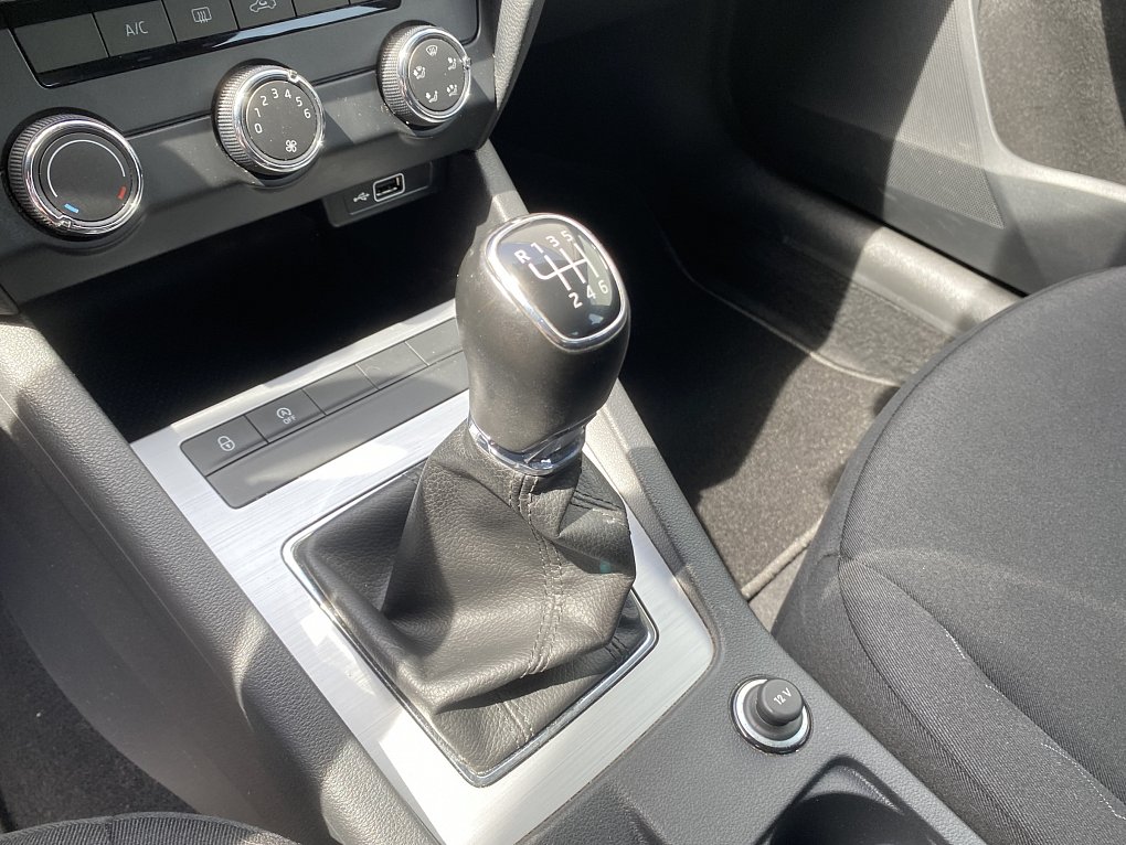Škoda Octavia III 1.5 TSi Active