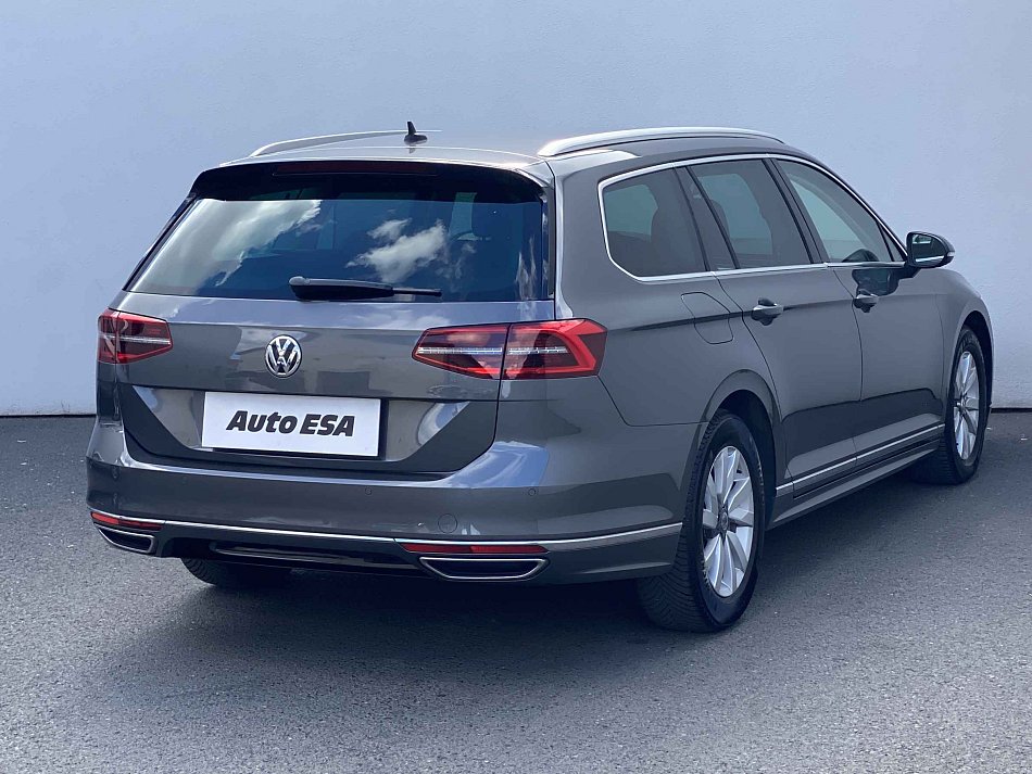Volkswagen Passat 2.0 TDi Highline