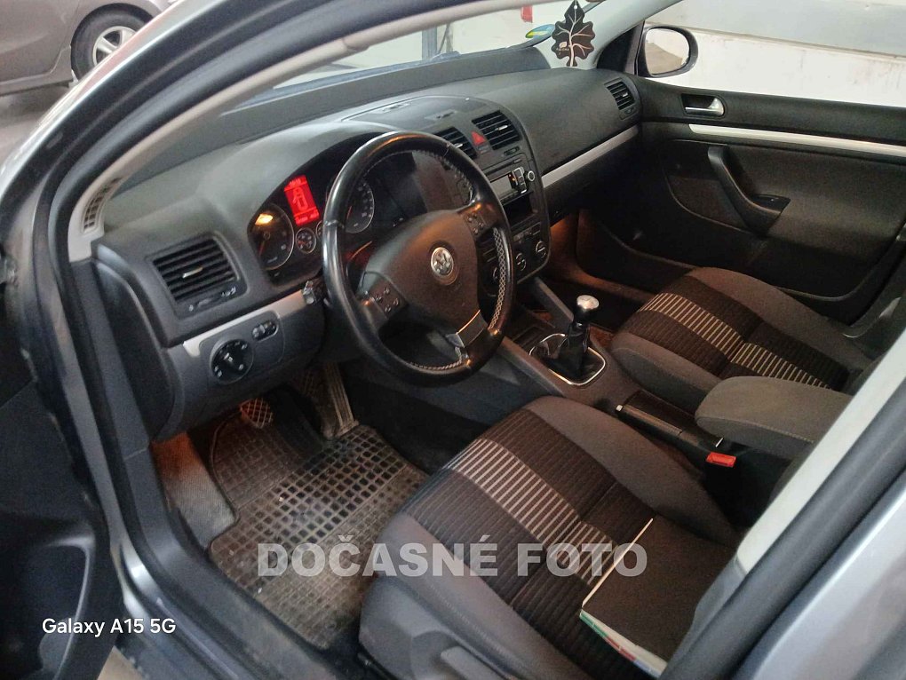 Volkswagen Golf 1.4 TSI 