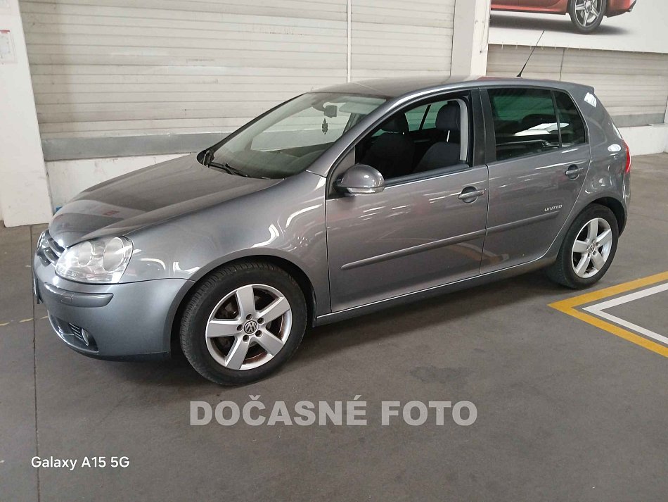 Volkswagen Golf 1.4 TSI 