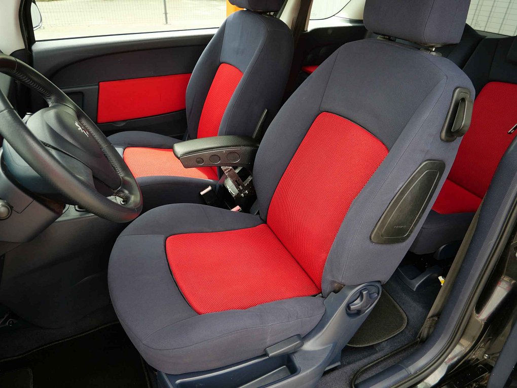 Peugeot 1007 1.4HDi 
