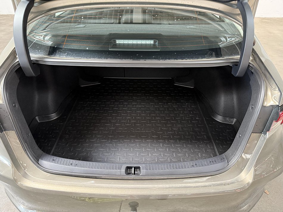 Toyota Corolla 1.5VVT-i 