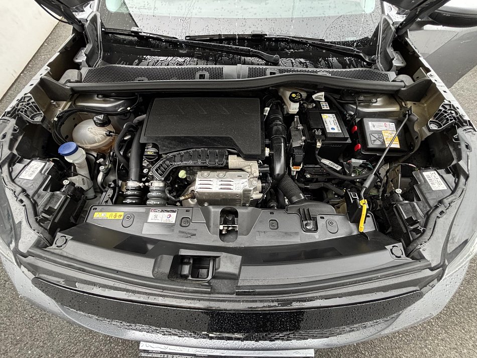 Peugeot 2008 1.2 PT Allure