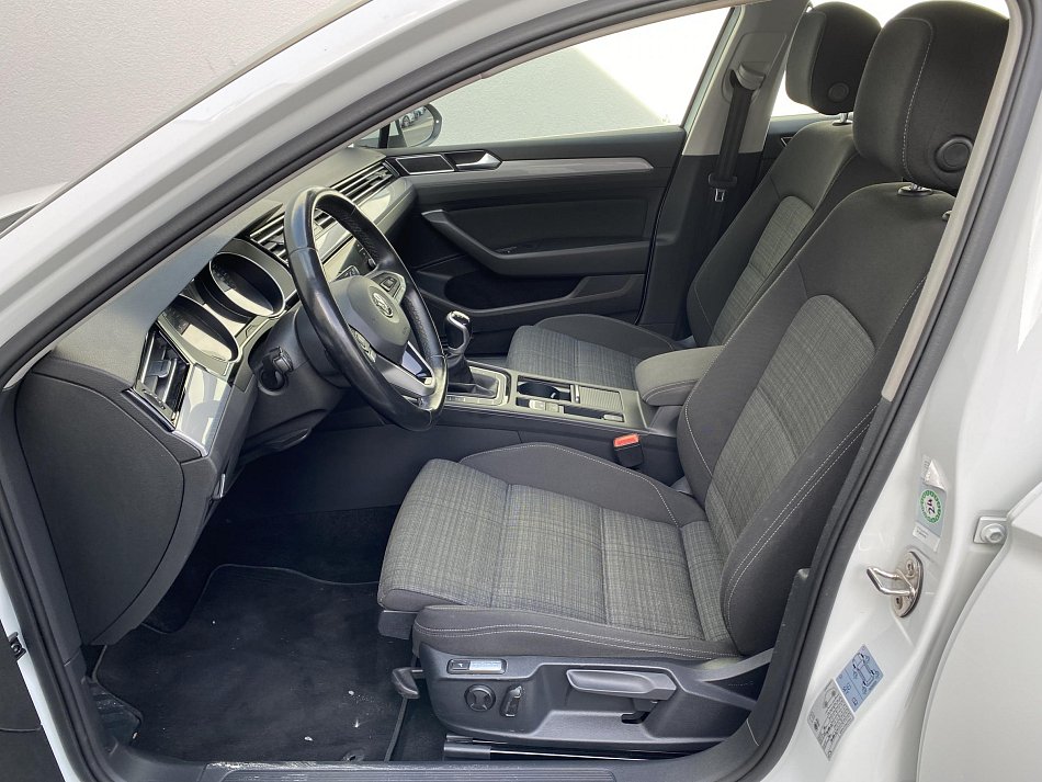 Volkswagen Passat 2.0 TDi Business