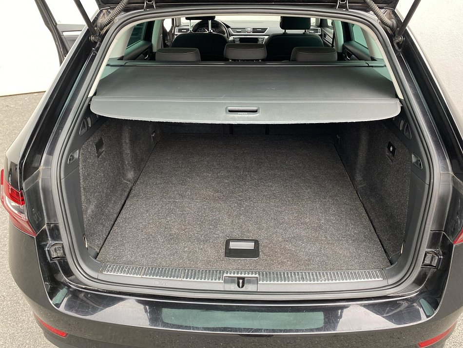 Škoda Superb III 2.0 TDi Style