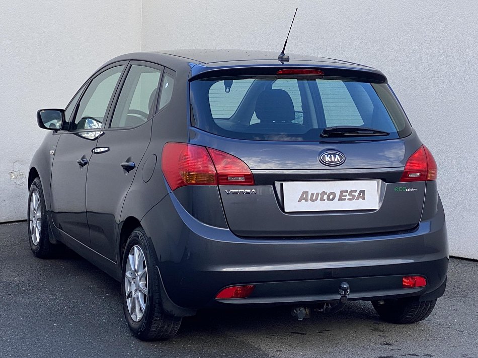 Kia Venga 1.6i 