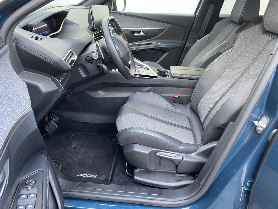 Peugeot 3008 1.2PT Allure