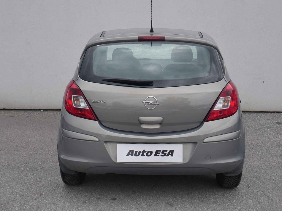 Opel Corsa 1.2i 