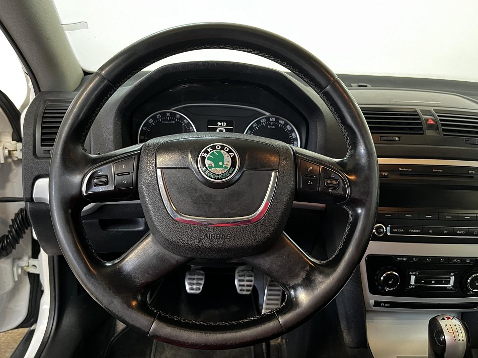 Škoda Octavia II 2.0 TDI Scout 4x4