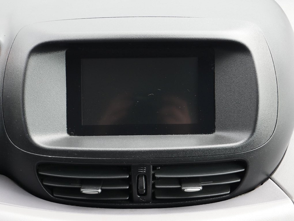 Nissan Almera Tino 1.8i 