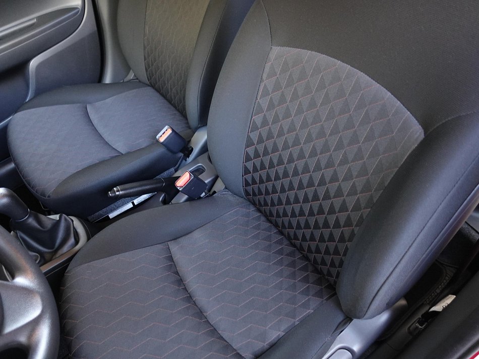 Mitsubishi Space Star 1.2i 