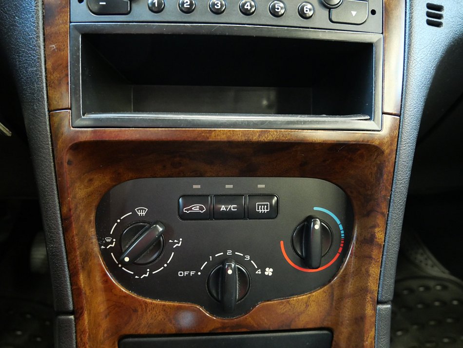 Peugeot 307 1.6i 