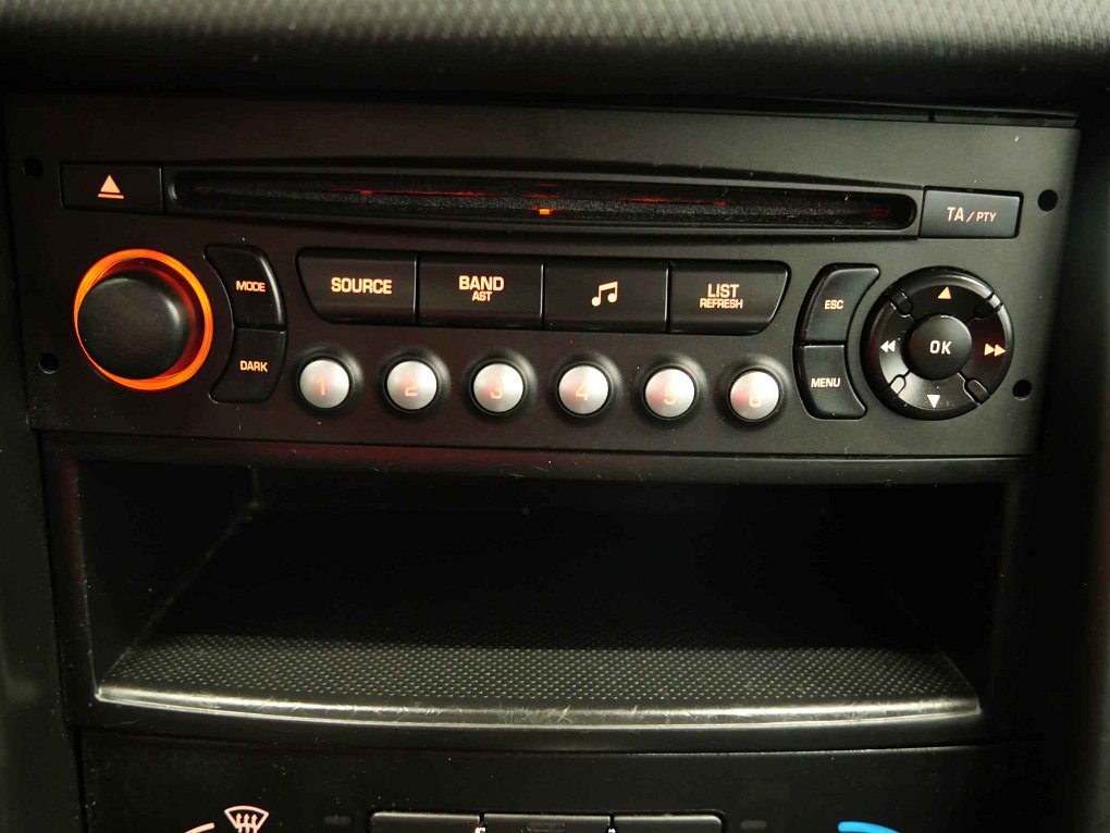 Peugeot 207 1.4i 