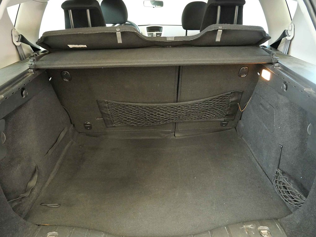 Peugeot 207 1.4i 