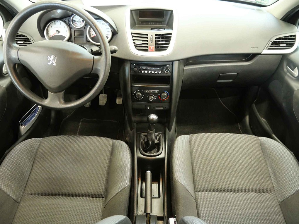 Peugeot 207 1.4i 