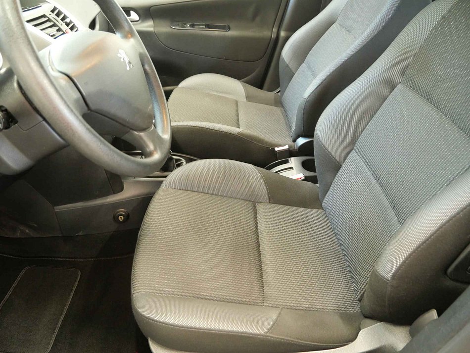 Peugeot 207 1.4i 