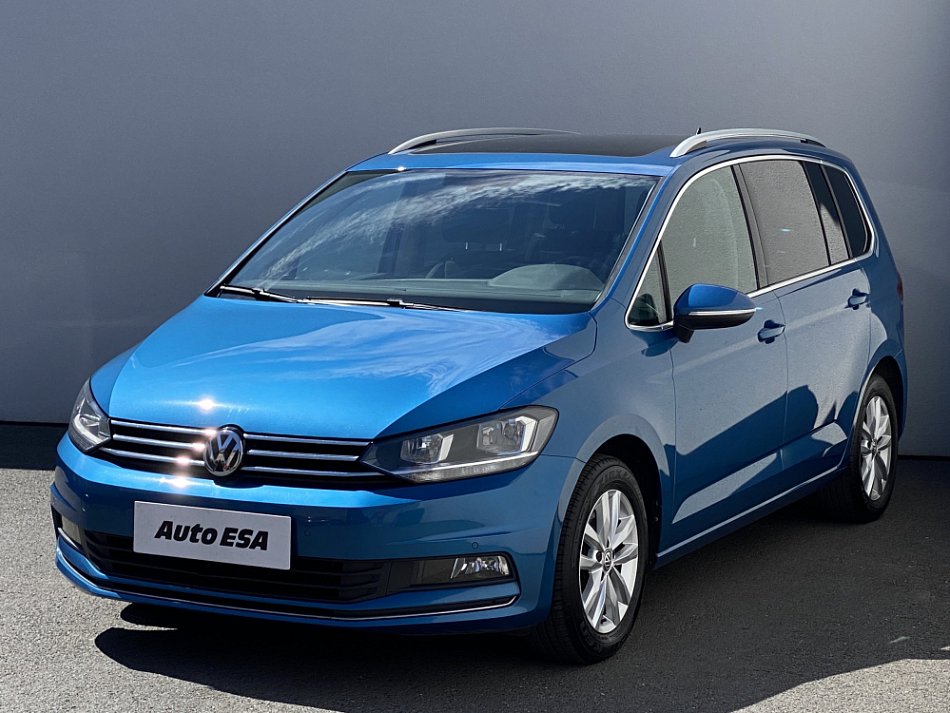 Volkswagen Touran 1.5i 