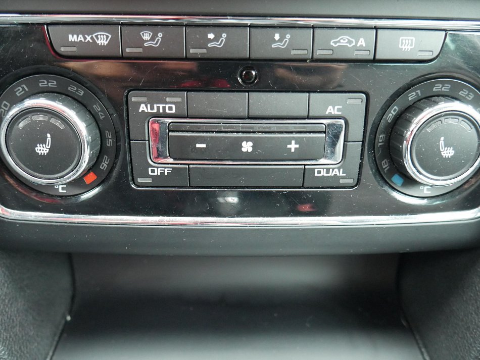 Škoda Superb II 1.6TDi Ambition