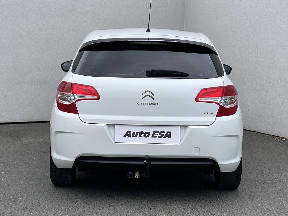Citroën C4 1.4i 