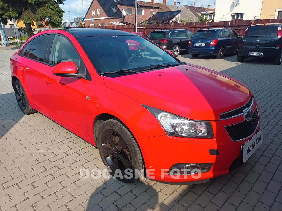 Chevrolet Cruze 1.6i 