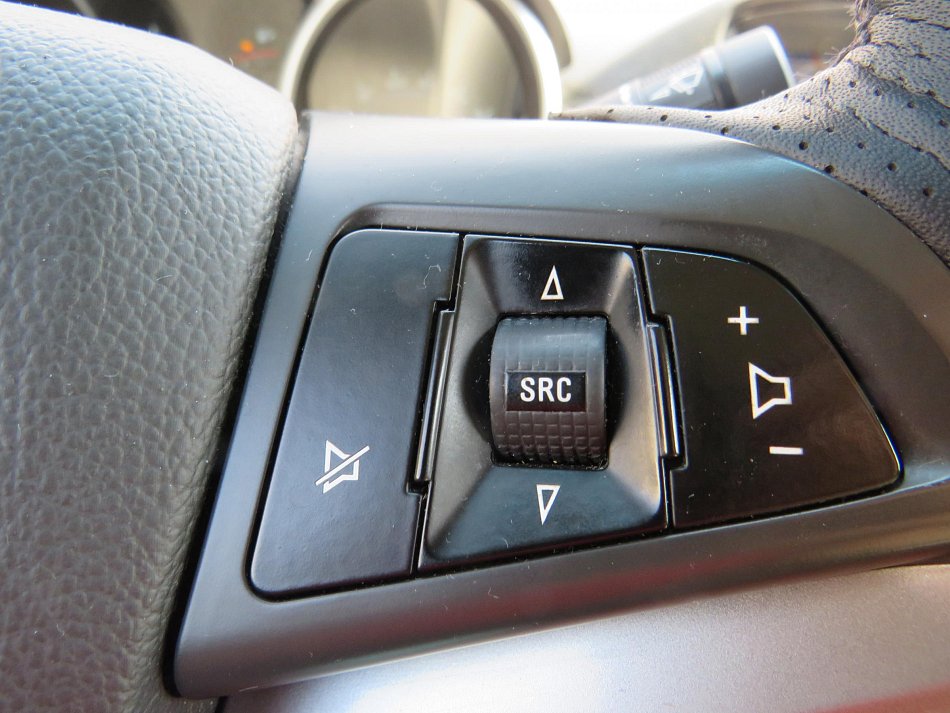 Chevrolet Cruze 1.6i 
